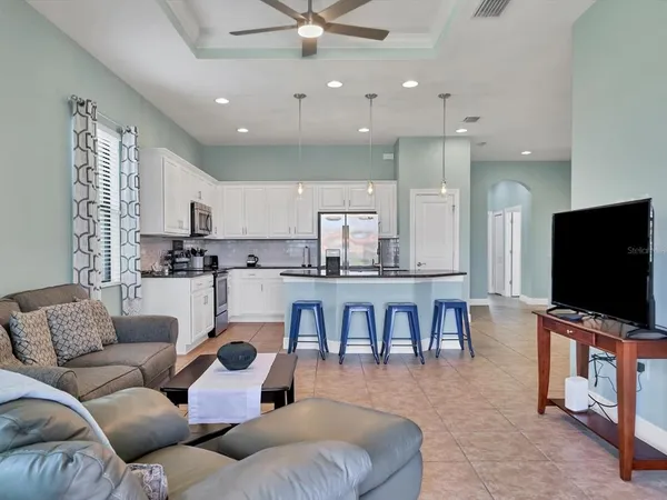 $3,000 | 10424 Crooked Creek Drive, Venice, FL 34293