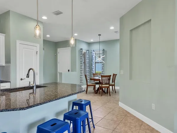 $3,000 | 10424 Crooked Creek Drive, Venice, FL 34293