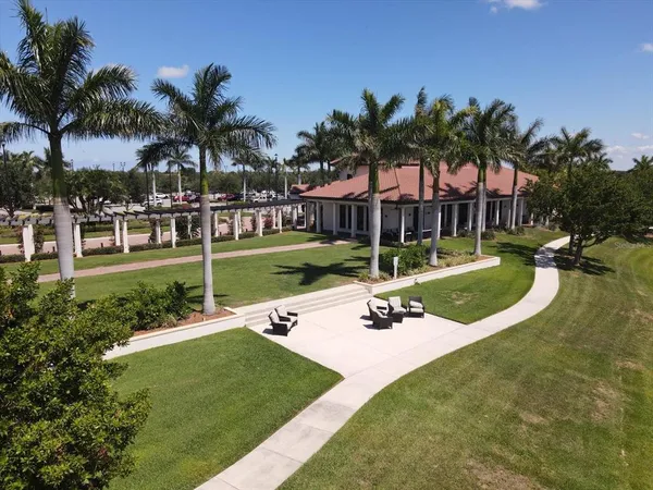 $3,000 | 10424 Crooked Creek Drive, Venice, FL 34293