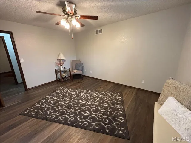 $1,950 | 1 Innsbruck Lane, Unit 1, Shiloh, IL 62221