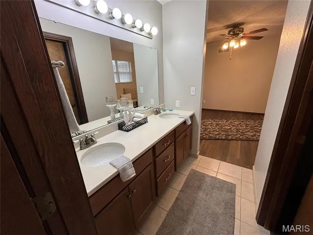 $1,950 | 1 Innsbruck Lane, Unit 1, Shiloh, IL 62221