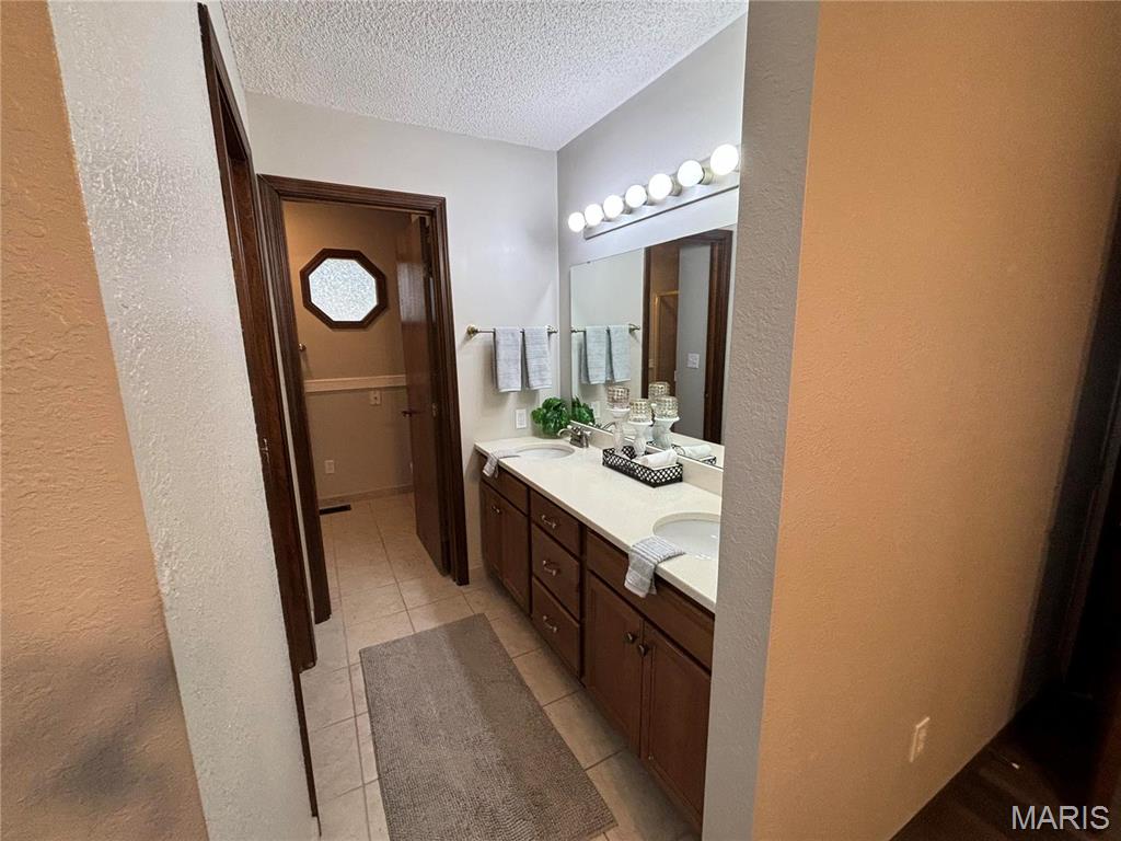 1 Innsbruck Lane, Unit 1 Shiloh, IL 62221 - Photo 32 of 36