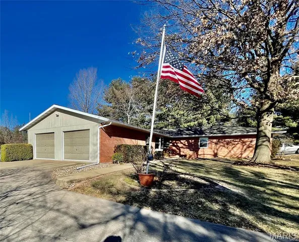 $1,950 | 1 Innsbruck Lane, Unit 1, Shiloh, IL 62221