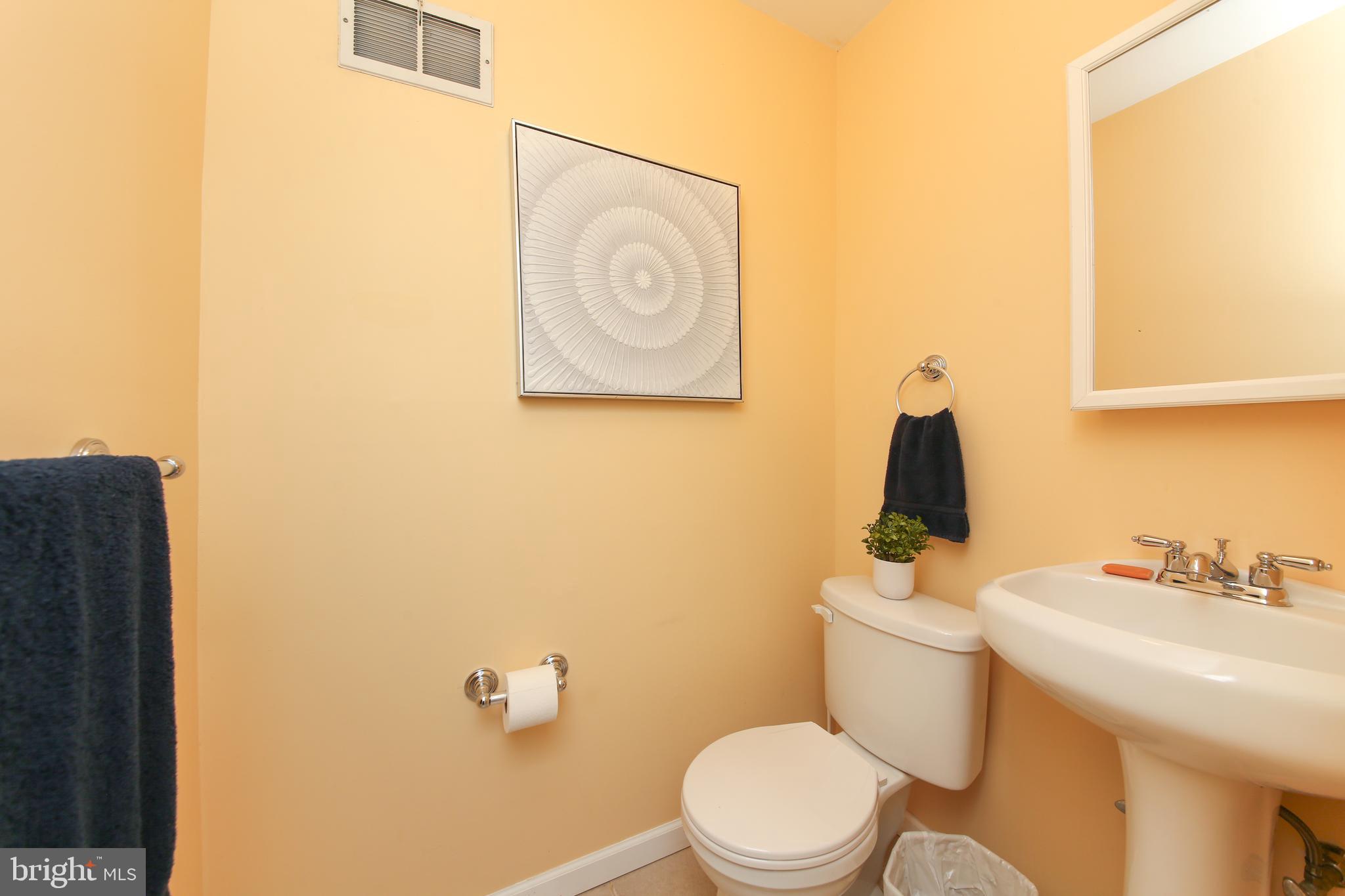 251 Arden Road Conshohocken, PA 19428 - Photo 11 of 39