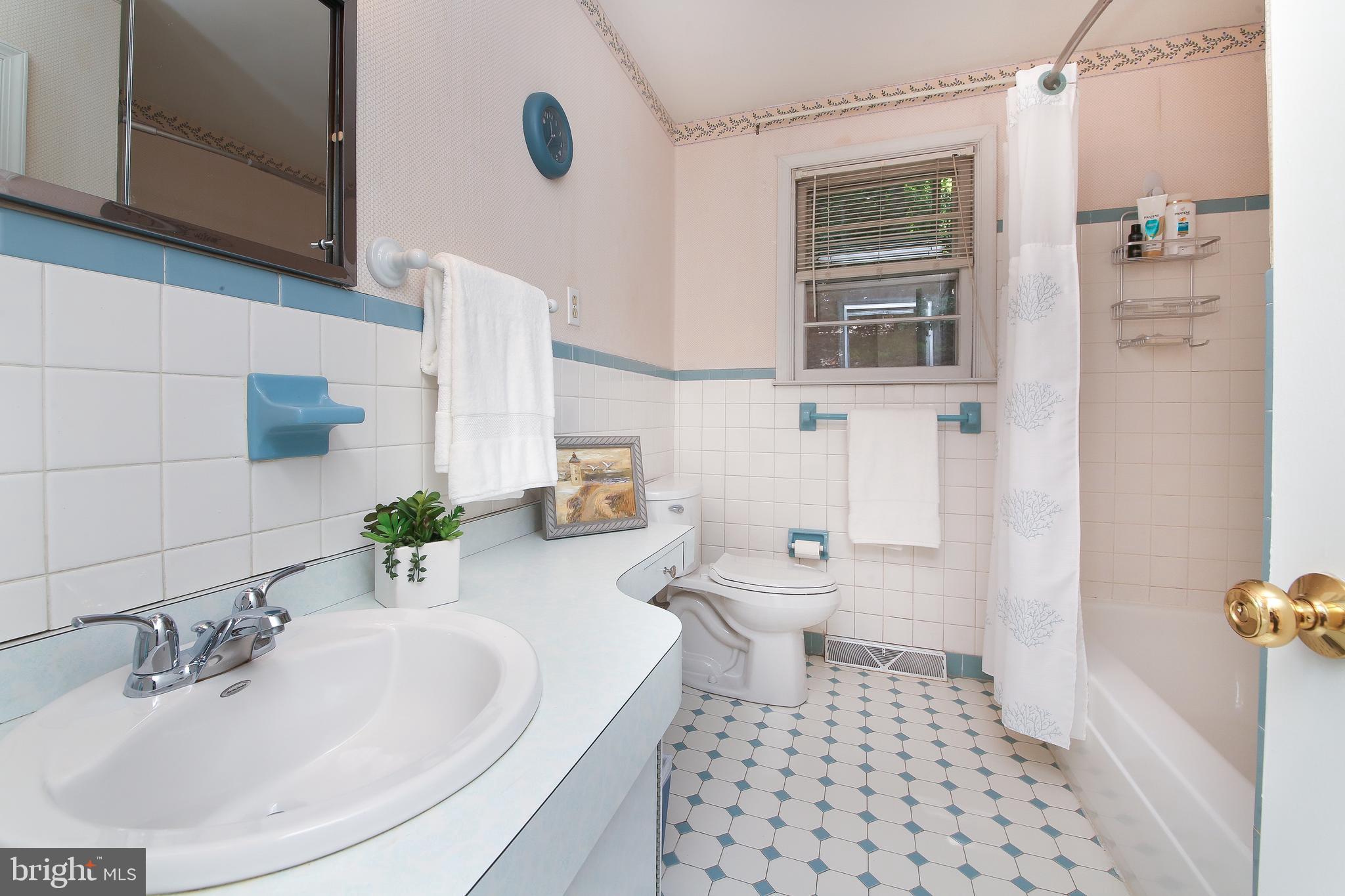 251 Arden Road Conshohocken, PA 19428 - Photo 19 of 39