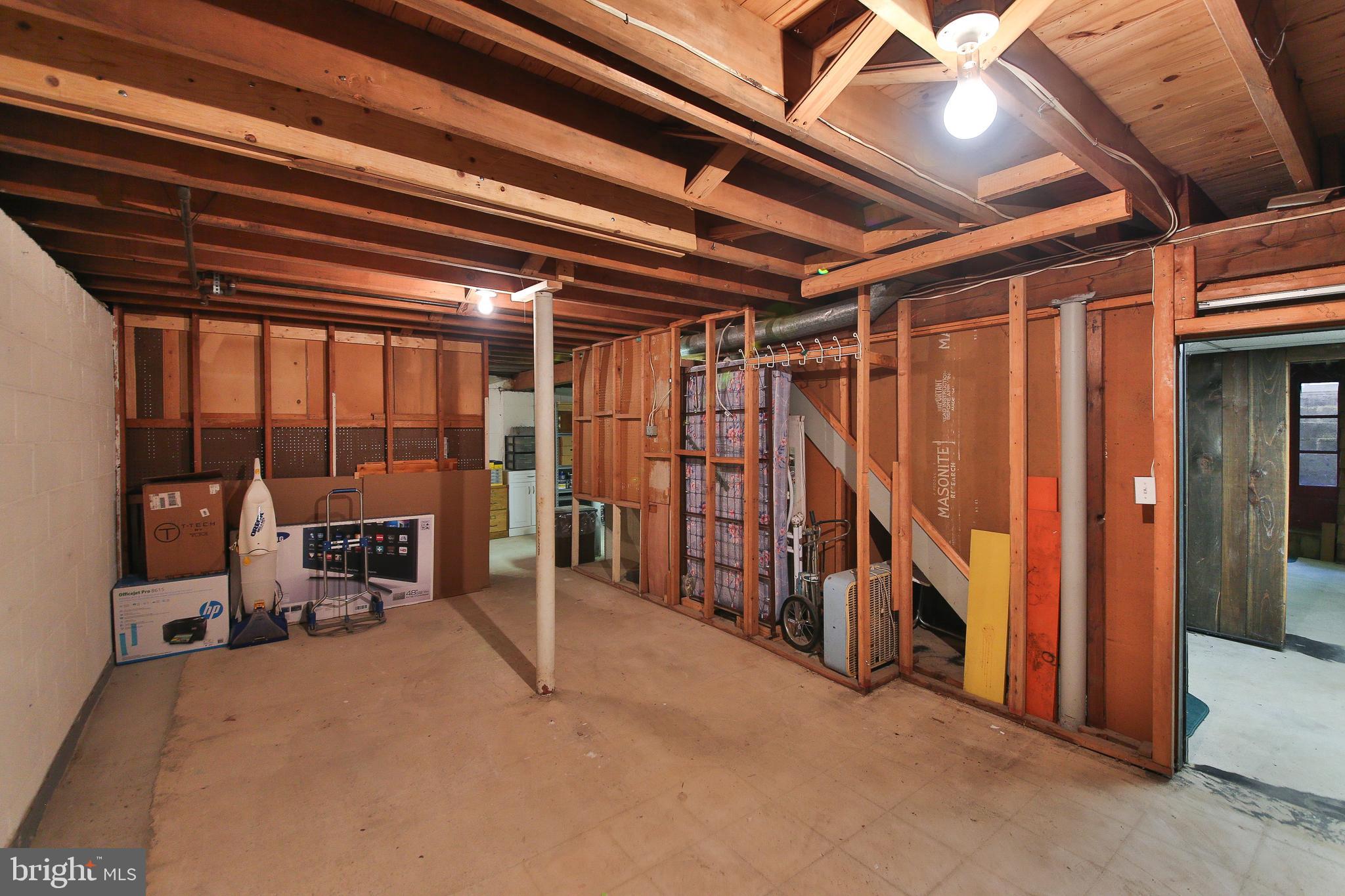 251 Arden Road Conshohocken, PA 19428 - Photo 24 of 39