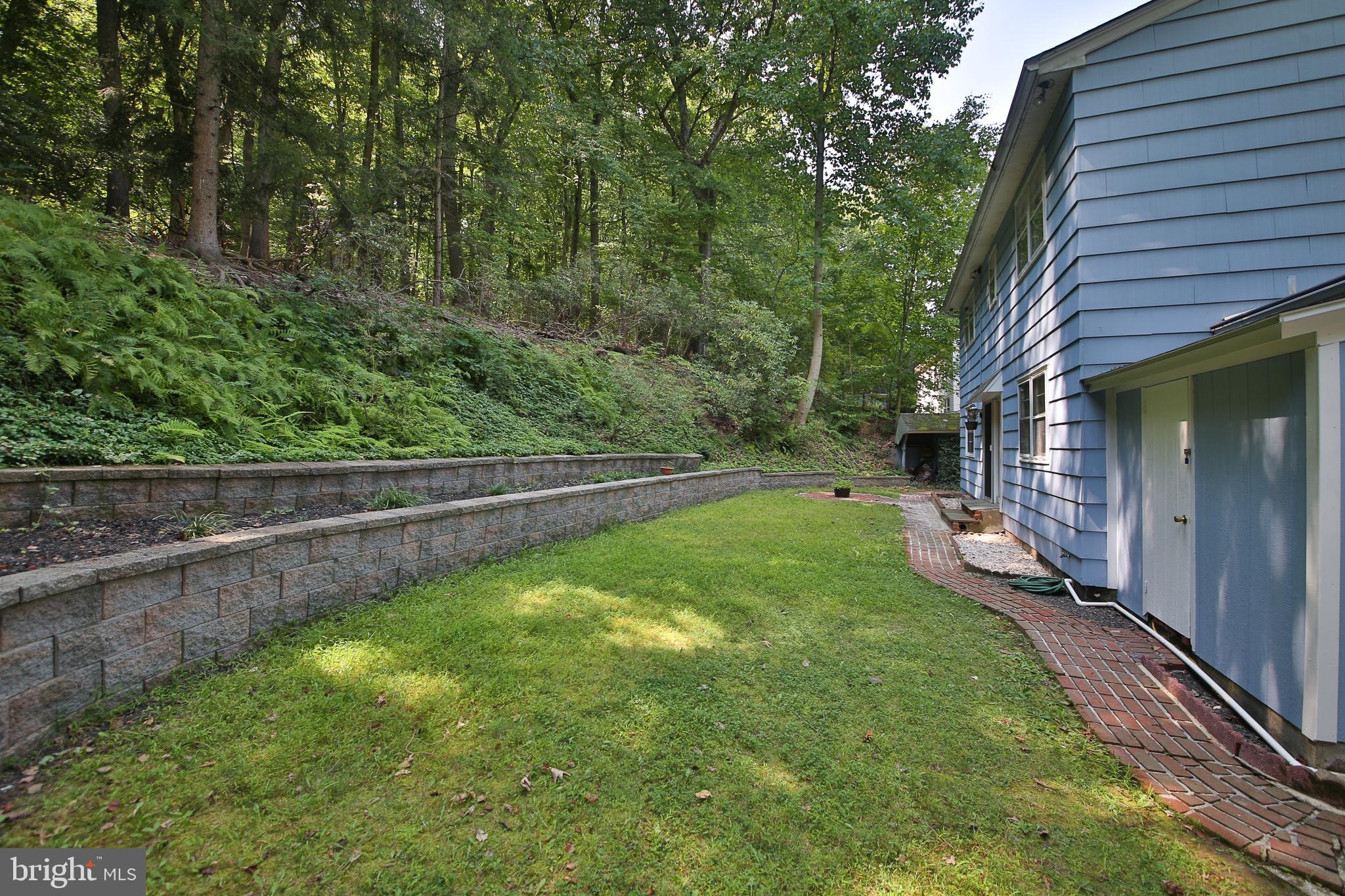 251 Arden Road Conshohocken, PA 19428 - Photo 28 of 39