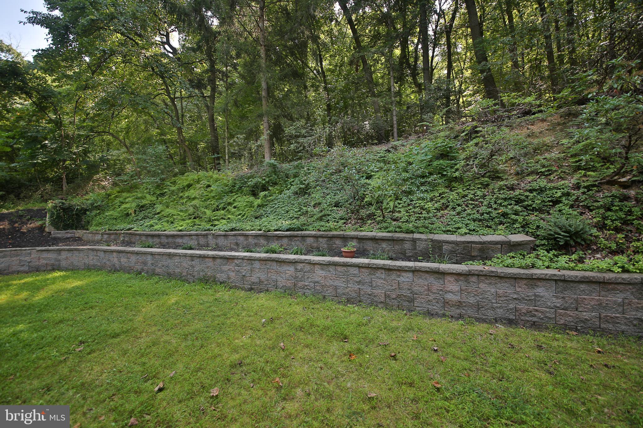 251 Arden Road Conshohocken, PA 19428 - Photo 31 of 39