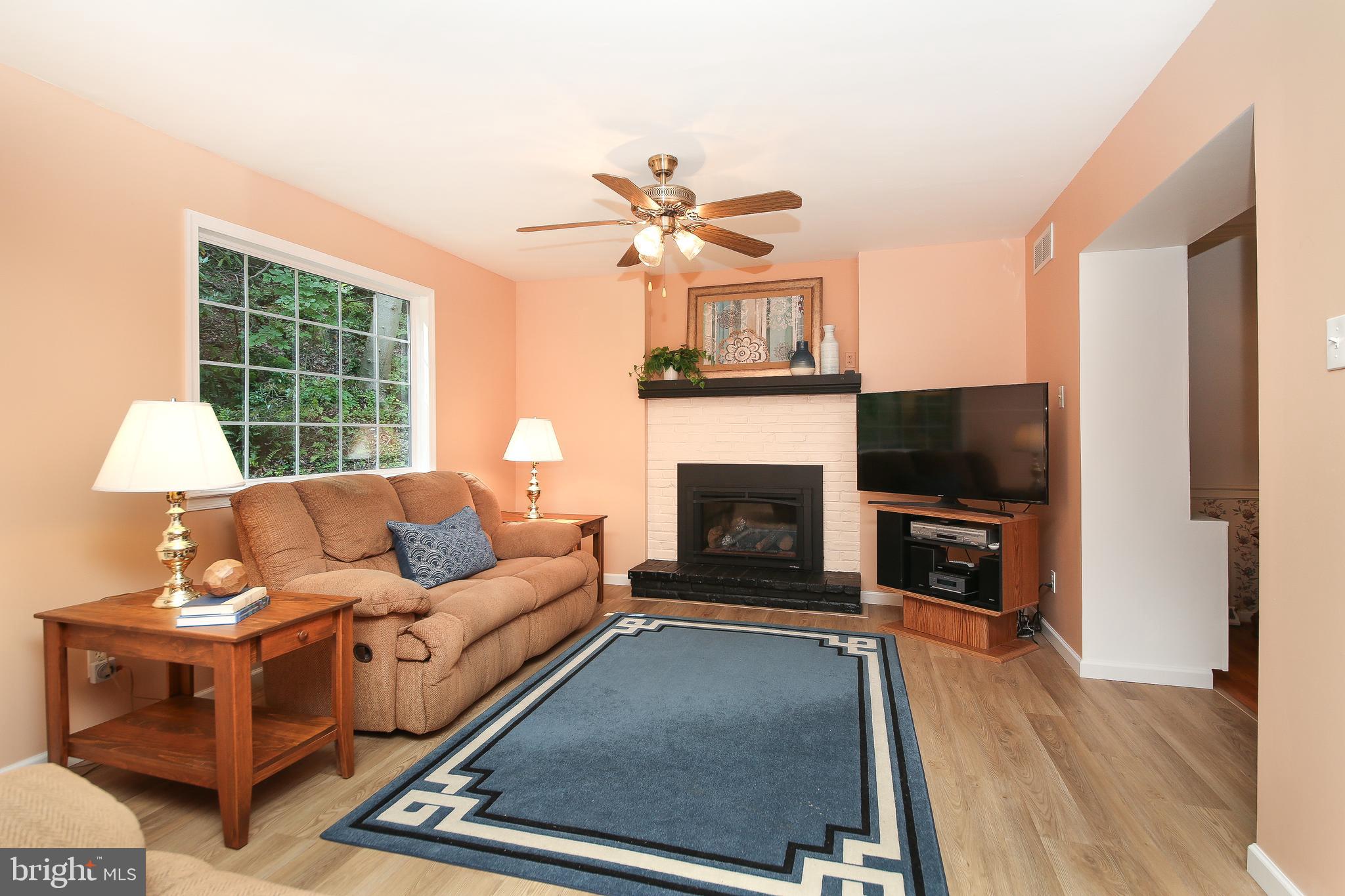 251 Arden Road Conshohocken, PA 19428 - Photo 7 of 39