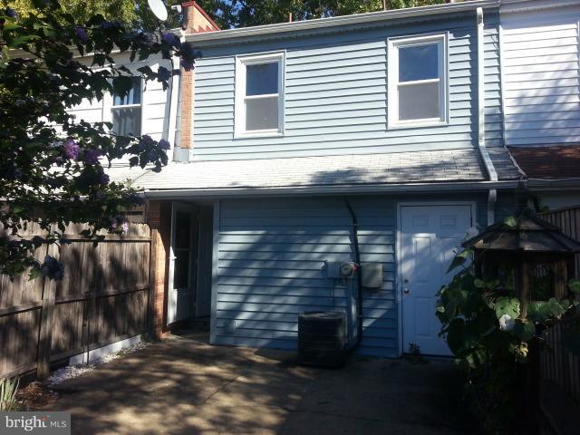 9244 Hood Road Manassas, VA 20110 - Photo 1 of 15 Exterior (Rear)