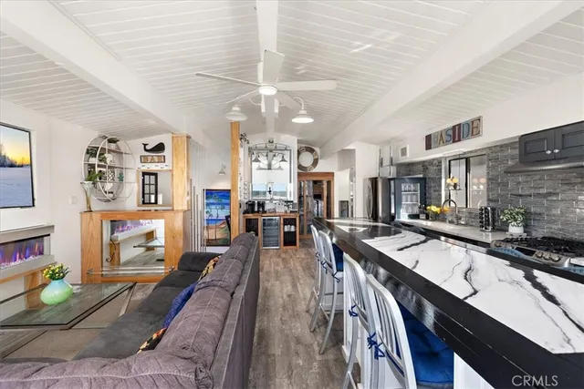 $18,000 | 2214 West Oceanfront, Unit B, Newport Beach, CA 92663