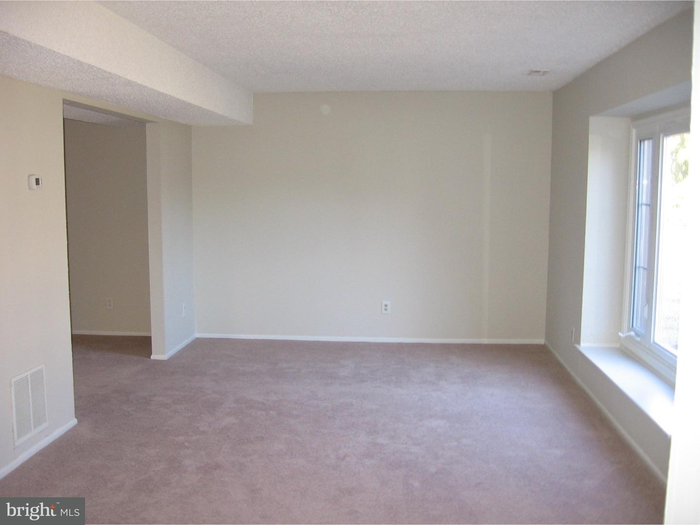 26 Creek Road Sewell, NJ 08080 - Photo 8 of 25 Living Room