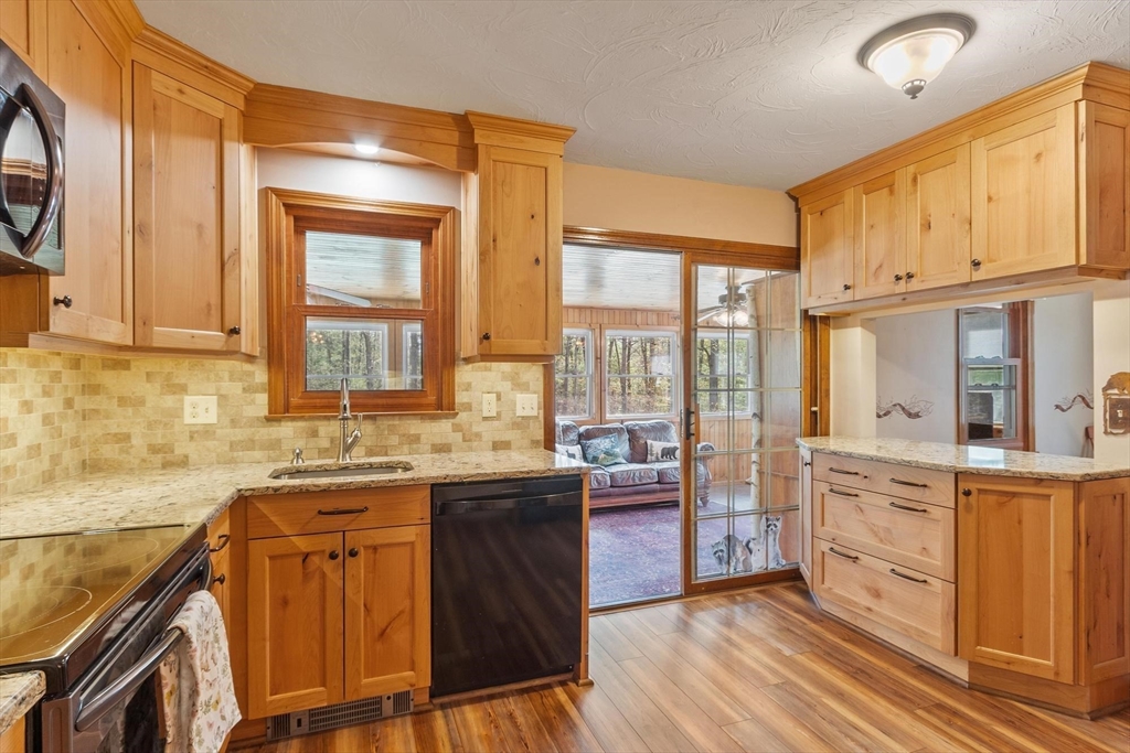111 Hale Road Hubbardston, MA 01452 - Photo 10 of 41 Gallery Image 10