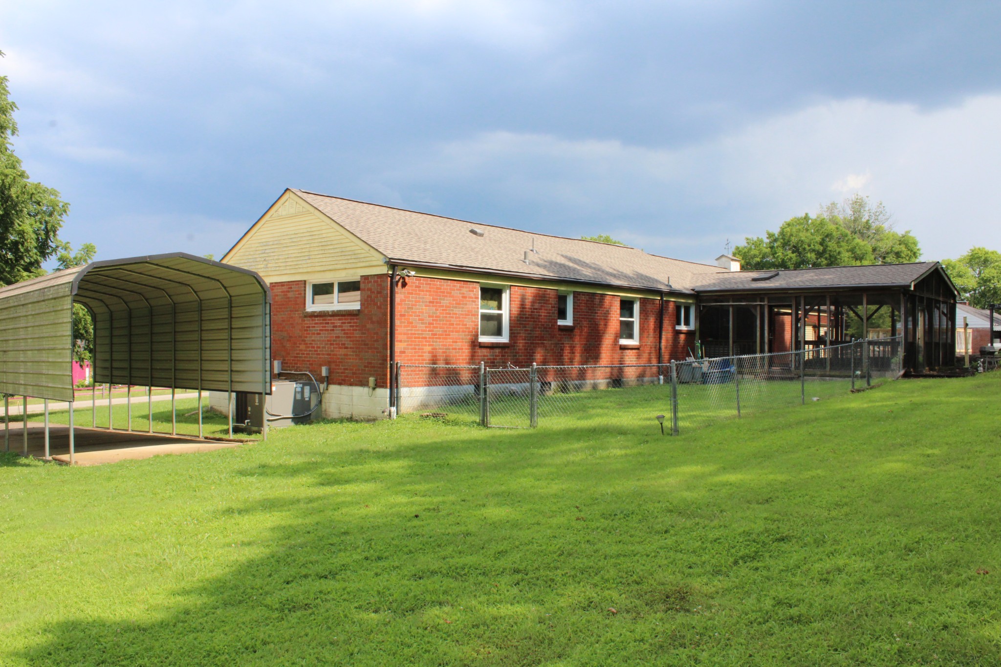 505 North Marthona Road Madison, TN 37115 - Photo 5 of 28 Gallery Image 5