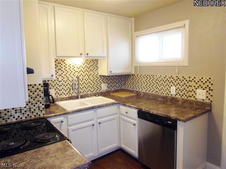 3812 South Turkeyfoot Road New Franklin, OH 44319 - Photo 6 of 25