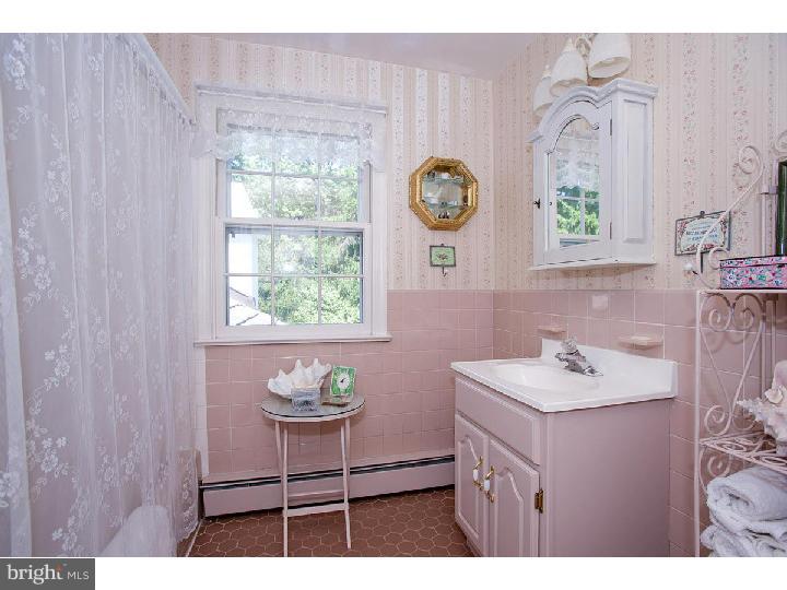 345 Chester Road Devon, PA 19333 - Photo 16 of 25 Bathroom
