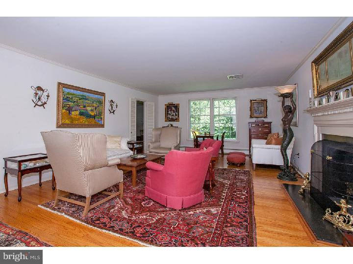 345 Chester Road Devon, PA 19333 - Photo 3 of 25 Living Room