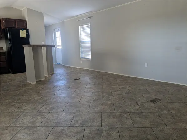 $1,100 | 5729 County Road 308, Orange Grove, TX 78372