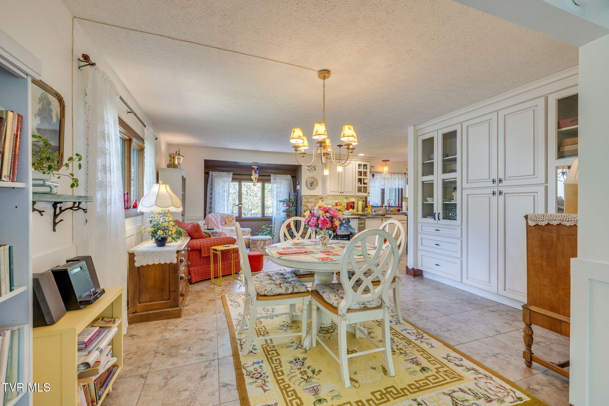 137 Columbine Road Kingsport, TN 37660 - Photo 23 of 65 022