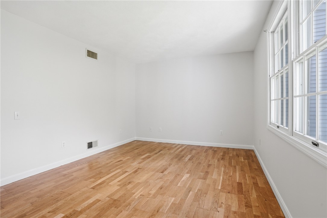 375 Angell Road, Unit E North Providence, RI 02904 - Photo 21 of 36 Primary