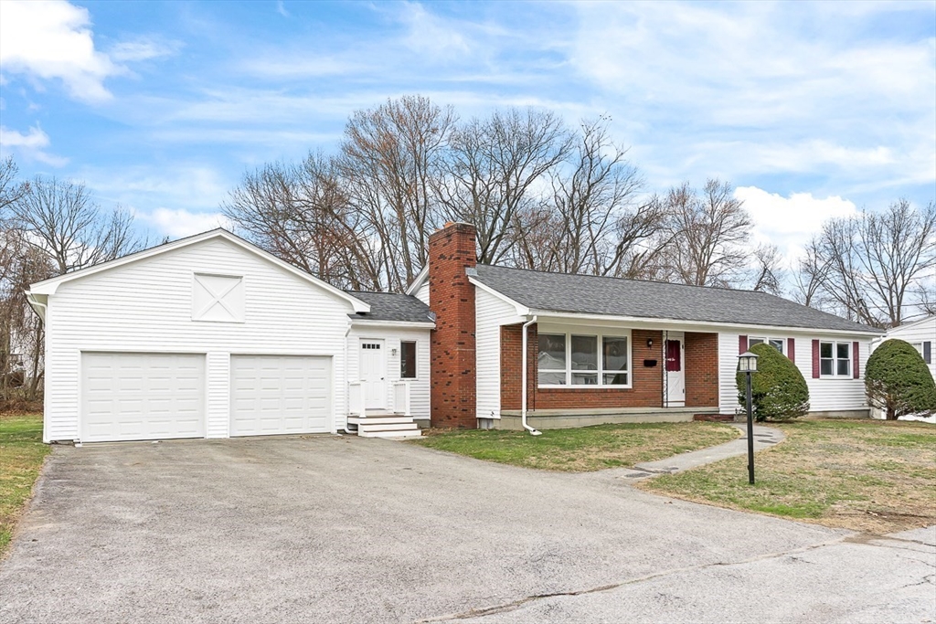 92 Ursula Street Lowell, MA 01854 - Photo 33 of 34