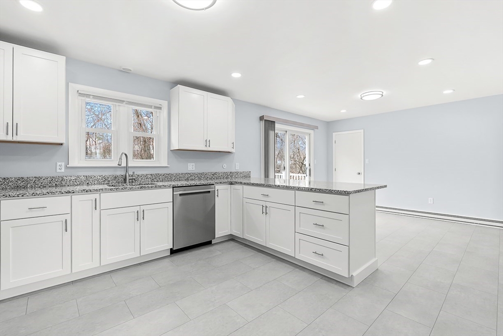 92 Ursula Street Lowell, MA 01854 - Photo 9 of 34