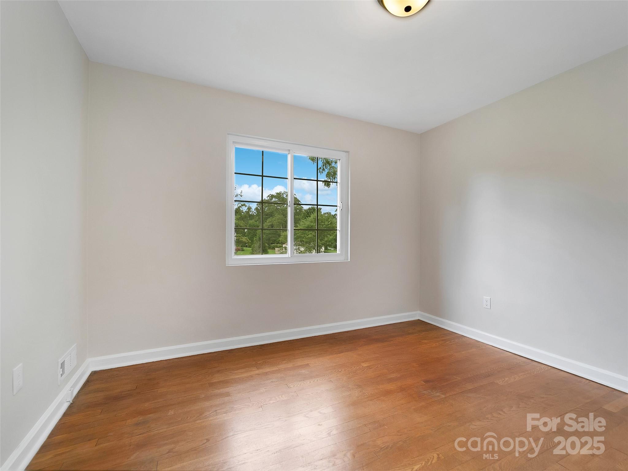 255 North Country Club Road Brevard, NC 28712 - Photo 29 of 36 Gallery Image 29