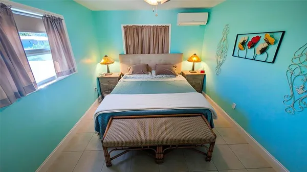 $1,095,000 | 218 22nd Street Northeast, Bradenton, FL 34208