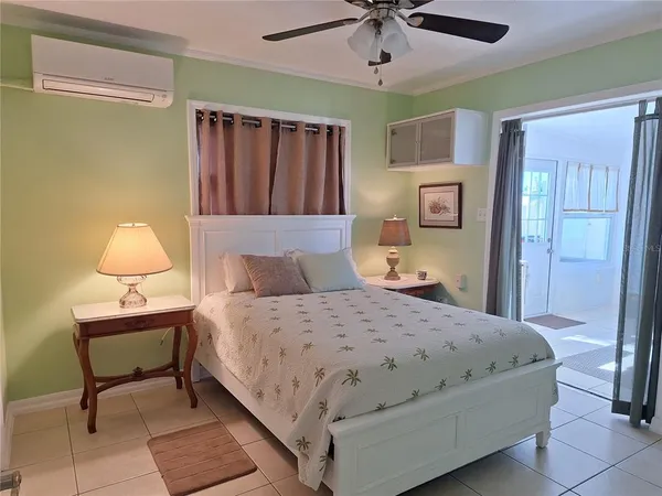 $1,095,000 | 218 22nd Street Northeast, Bradenton, FL 34208