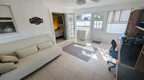 $1,095,000 | 218 22nd Street Northeast, Bradenton, FL 34208