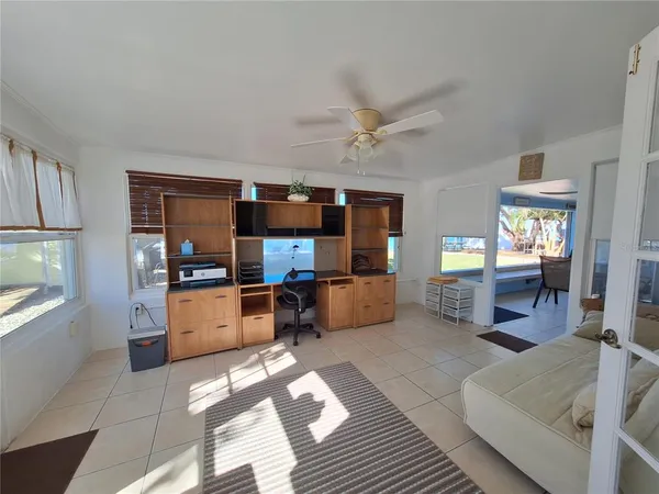 $1,095,000 | 218 22nd Street Northeast, Bradenton, FL 34208