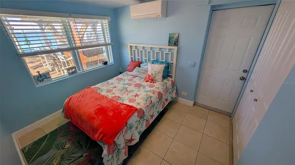 $1,095,000 | 218 22nd Street Northeast, Bradenton, FL 34208