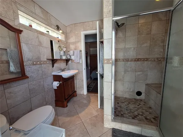 $1,095,000 | 218 22nd Street Northeast, Bradenton, FL 34208