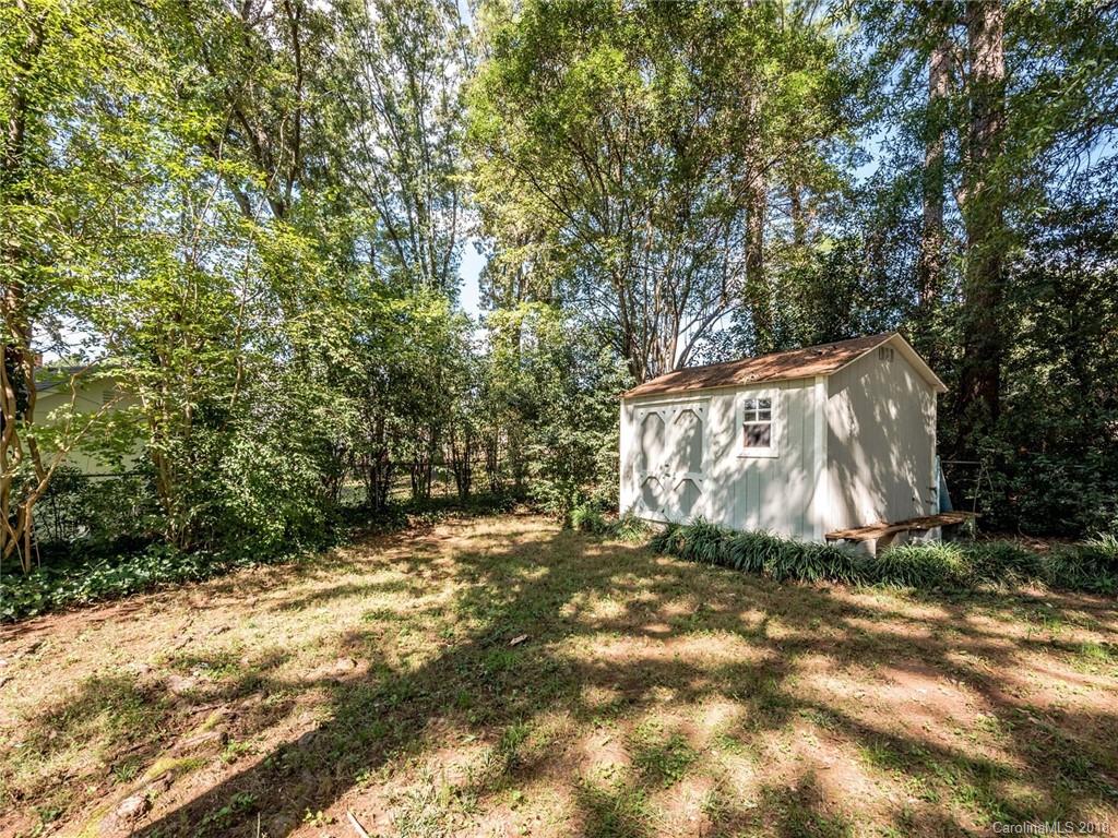 6134 Yellowood Road Charlotte, NC 28210 - Photo 29 of 34 Gallery Image 29