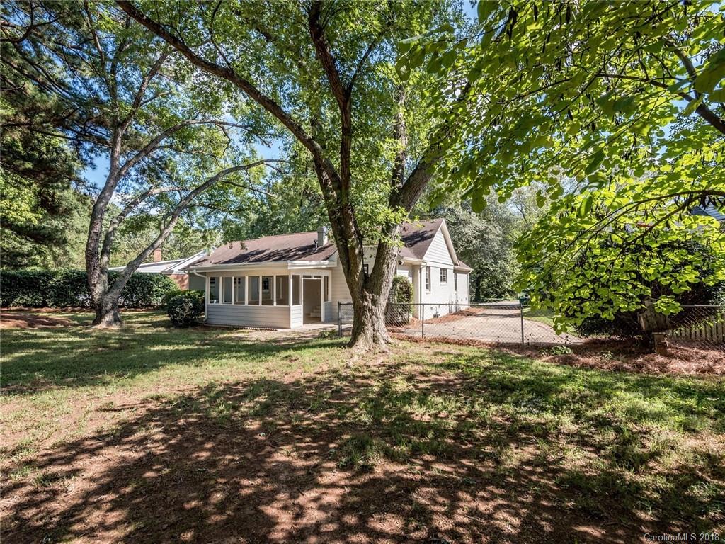 6134 Yellowood Road Charlotte, NC 28210 - Photo 32 of 34 Gallery Image 32