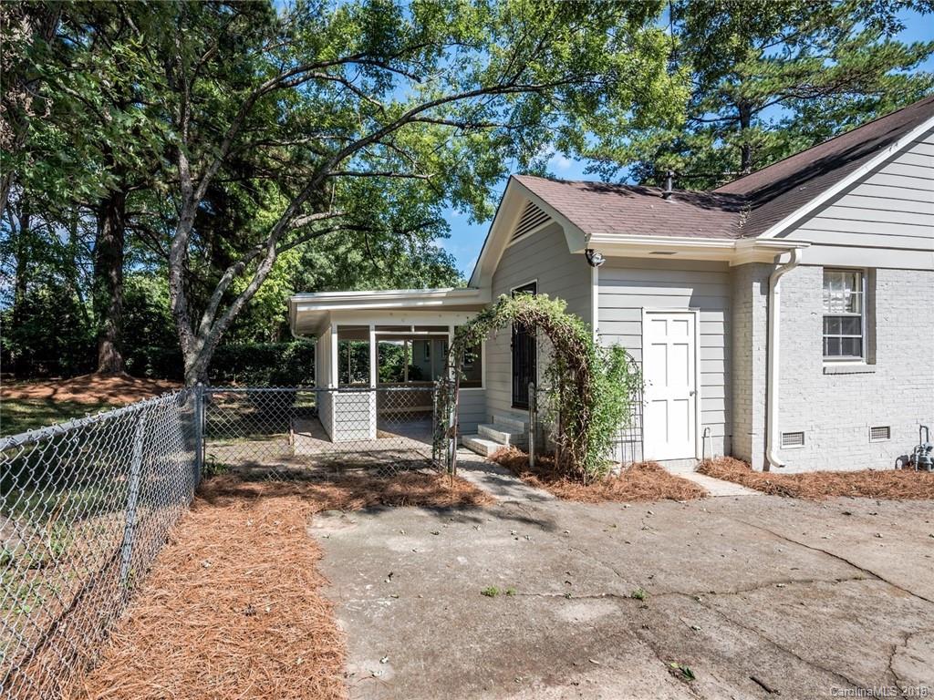 6134 Yellowood Road Charlotte, NC 28210 - Photo 33 of 34 Gallery Image 33