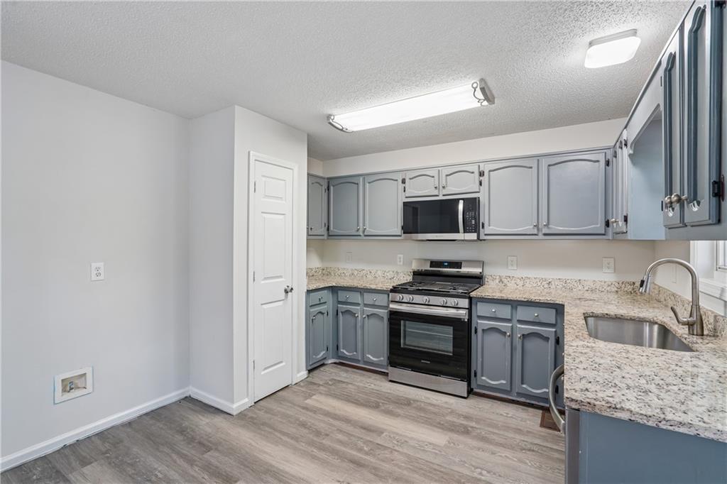 301 Madeline Way Temple, GA 30179 - Photo 10 of 29