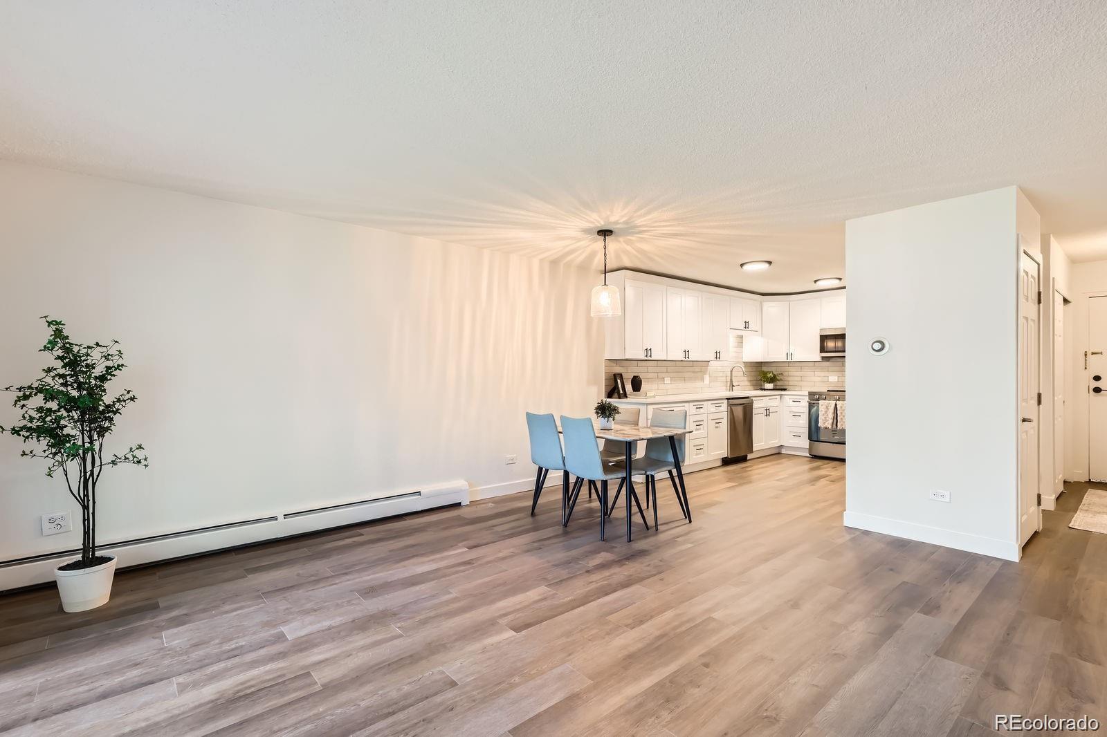 610 South Clinton Street, Unit 5A Denver, CO 80247 - Photo 3 of 14