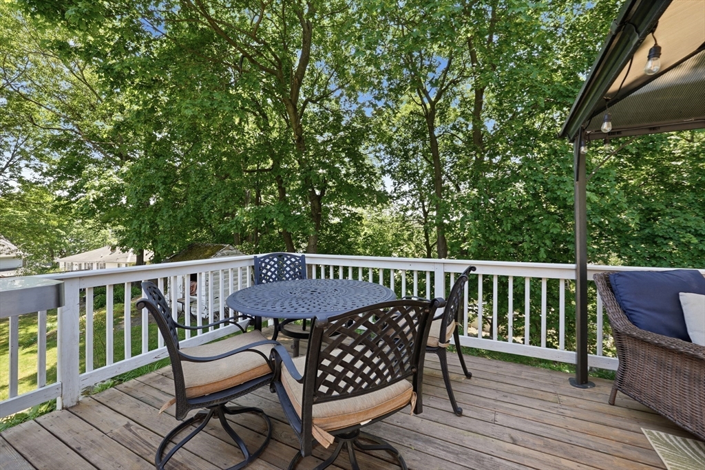 15 Primrose Street Worcester, MA 01604 - Photo 32 of 37