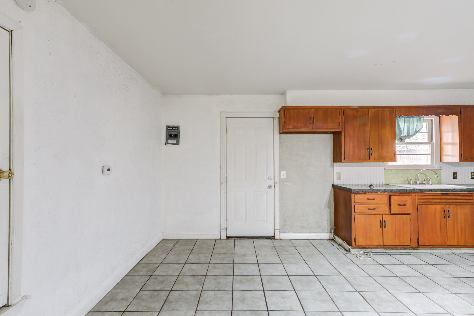 2605 40th Street Lubbock, TX 79413 - Photo 11 of 28 DSC08549_50_51_52_53