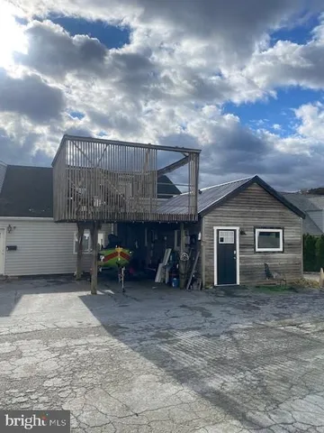 $1,350 | 813 South Reading Avenue, Unit 2, Boyertown, PA 19512