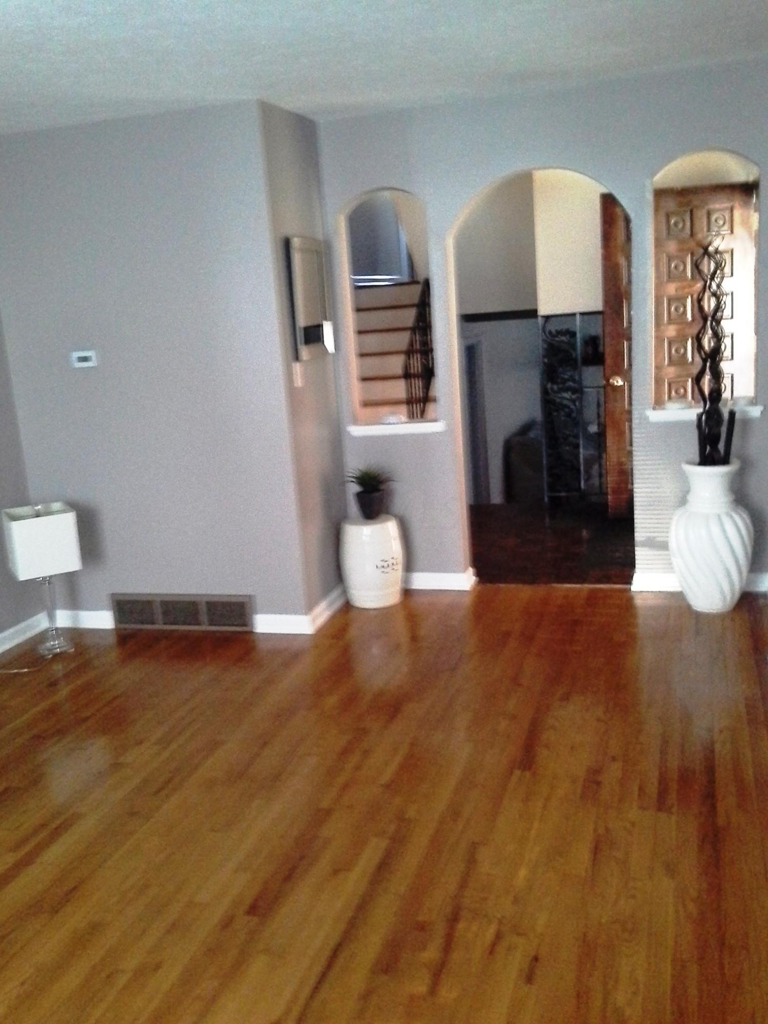 4966 Shadycrest Road Columbus, OH 43229 - Photo 6 of 25 Gallery Image 6