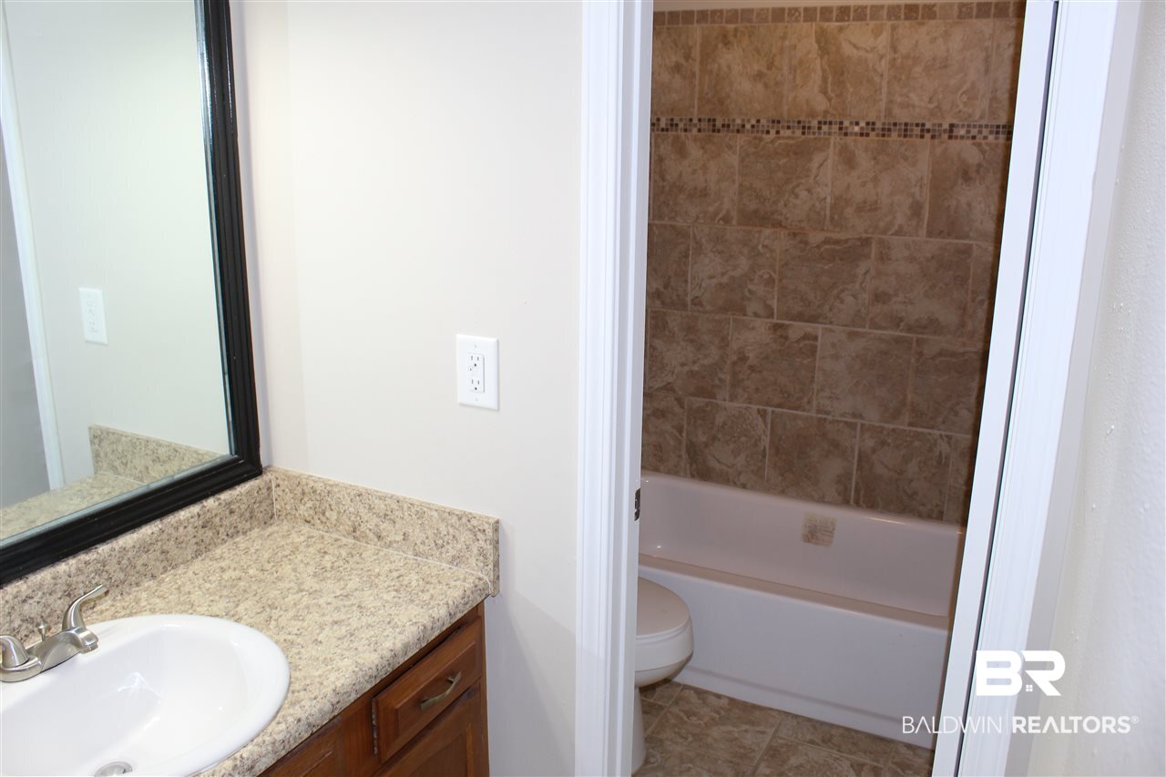 1833 Spring Brook Court Mobile, AL 36609 - Photo 10 of 12