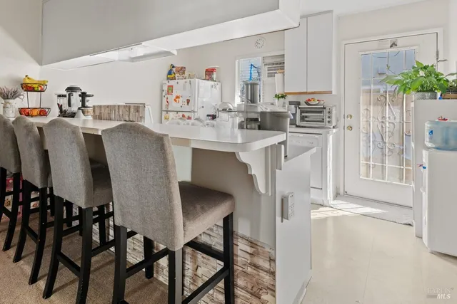 $899,000 | 757 Waugh Lane, Ukiah, CA 95482