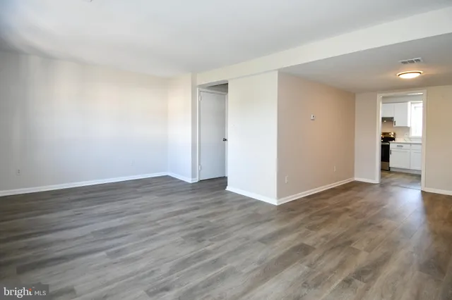 $2,650 | 938 Park Avenue, Herndon, VA 20170