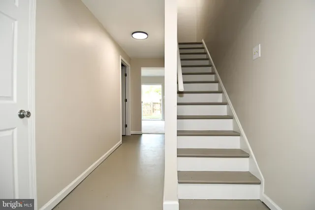 $2,650 | 938 Park Avenue, Herndon, VA 20170