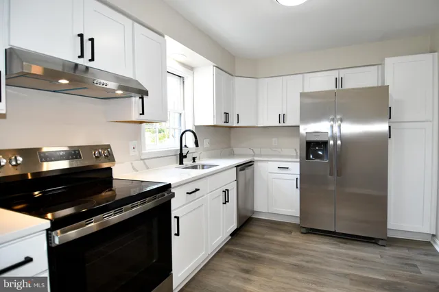 $2,650 | 938 Park Avenue, Herndon, VA 20170