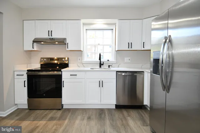 $2,650 | 938 Park Avenue, Herndon, VA 20170