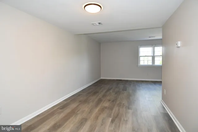 $2,650 | 938 Park Avenue, Herndon, VA 20170