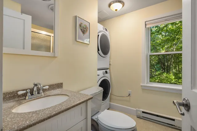 $639,000 | 8 Water Street, Unit 2, Kittery, ME 03904